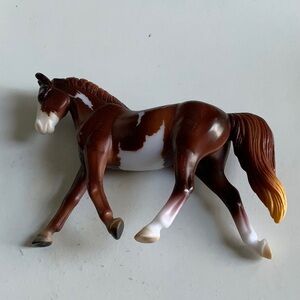 Breyer Horse Trotting Warmblood #5885